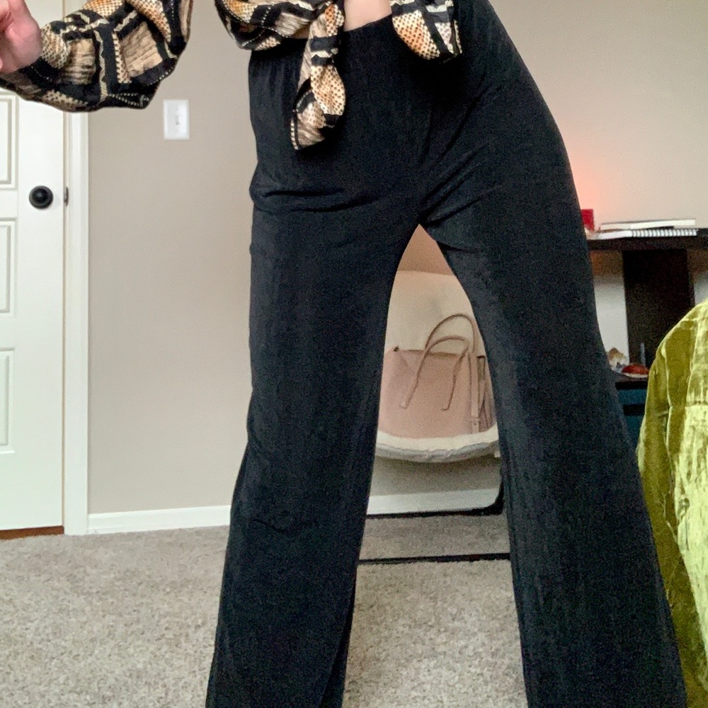 VTG 80’s / 90’s Black Slinky Flown Boho Pants - Picture 7 of 8